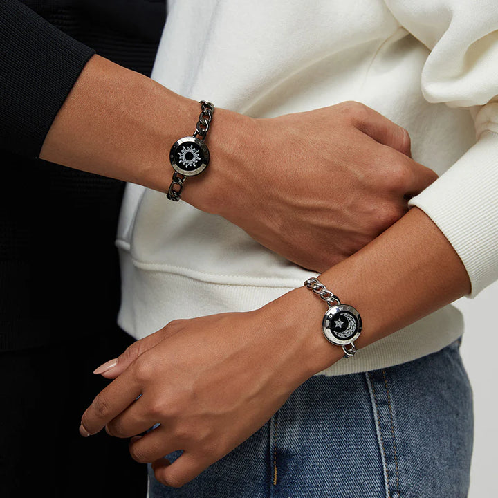 Pulseiras Sun & Moon Touch com Corrente Figaro (Preto + Prata)