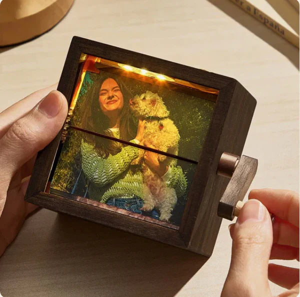 Caixa de fotos personalizada com manivela