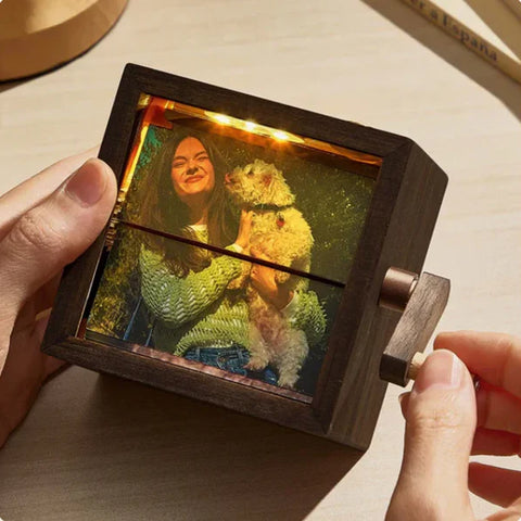 Caixa de fotos personalizada com manivela